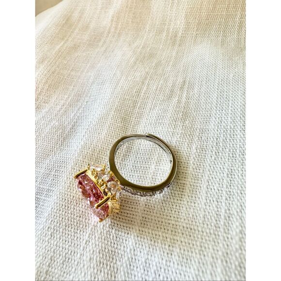 Gorgeous super light pink sparkly cubic zirconia elongated cushion cut adjustabl - Picture 12 of 12